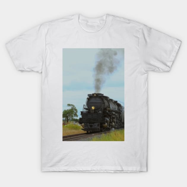 Big Boy 4014 Come Back 2021 with smoke and steam!! T-Shirt by ROBERTDBROZEK